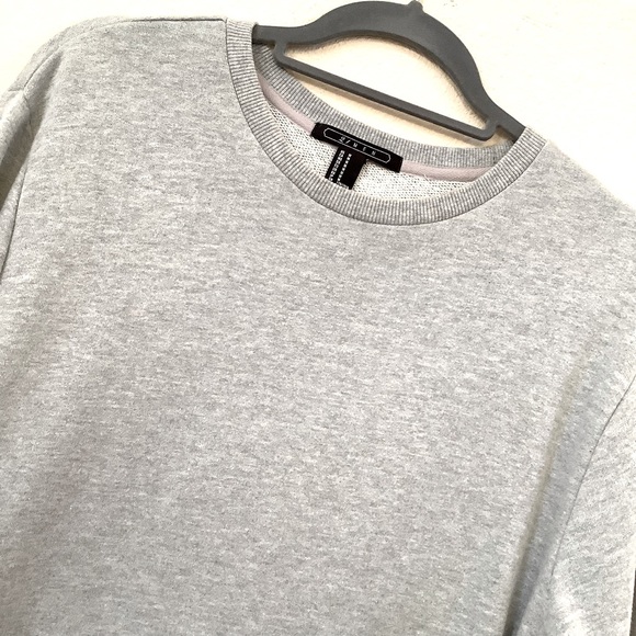 21 Men Sweatshirt - Picture 2 of 5